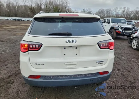 2018 Jeep Compass Latitude z USA, uszkodzony, nr VIN 3C4NJDBB9JT485087